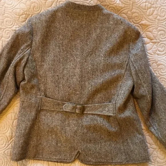 Eddie Bauer women’s Blazer, size 8 - Picture 4 of 5